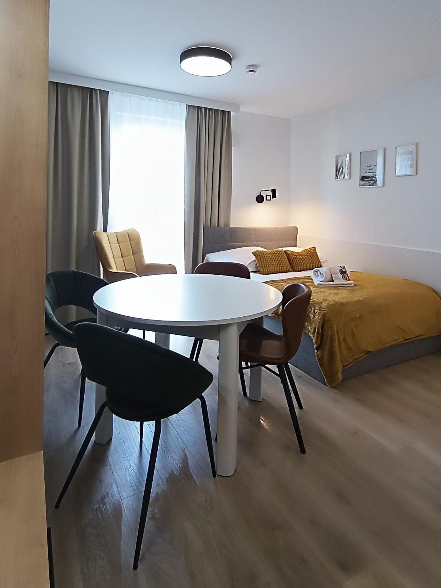 Amamolto Select - Wloskie Apartamenty, Restauracja, Bezplatny Parking 弗罗茨瓦夫 外观 照片